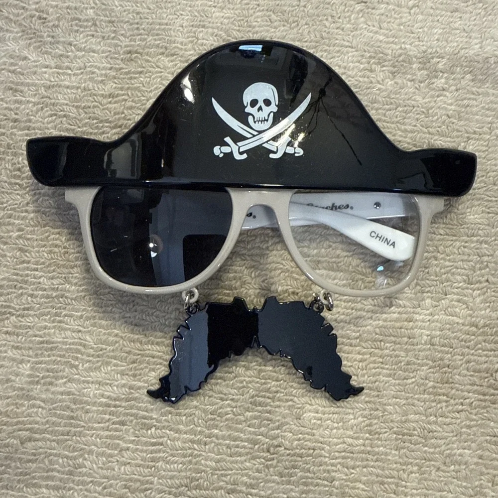 Sun Staches Unisex Pirate with Mustache One Eye & Hat Sunglasses - Halloween
